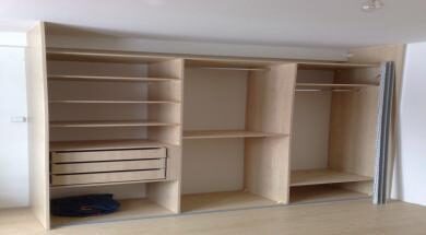 Vstavaná rohová skriňa